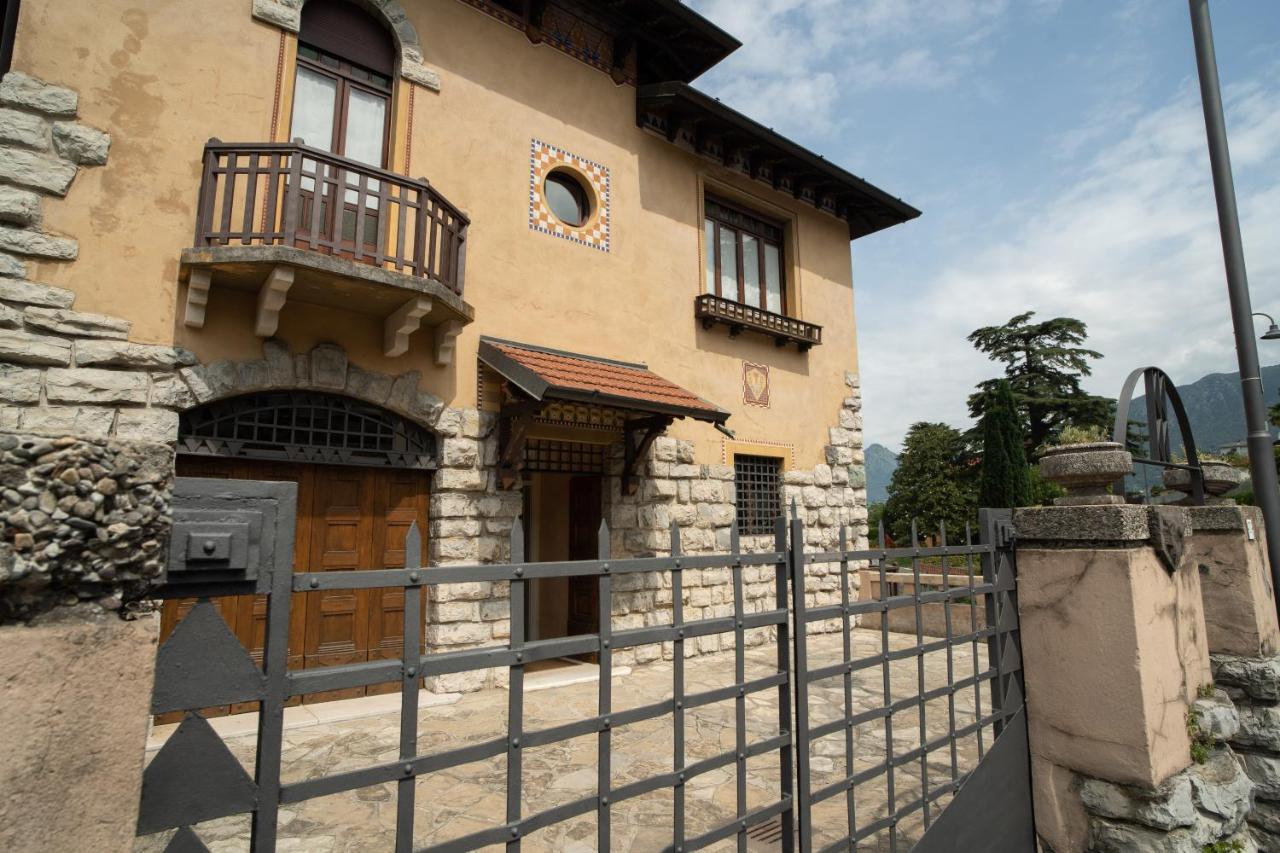 Villa Cecilia - Pieds Dans L'Eau Sulzano Kültér fotó
